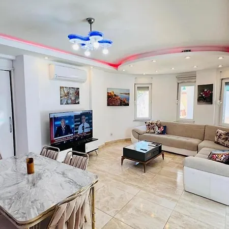 וילה Super 4 Bedroom With Pool *